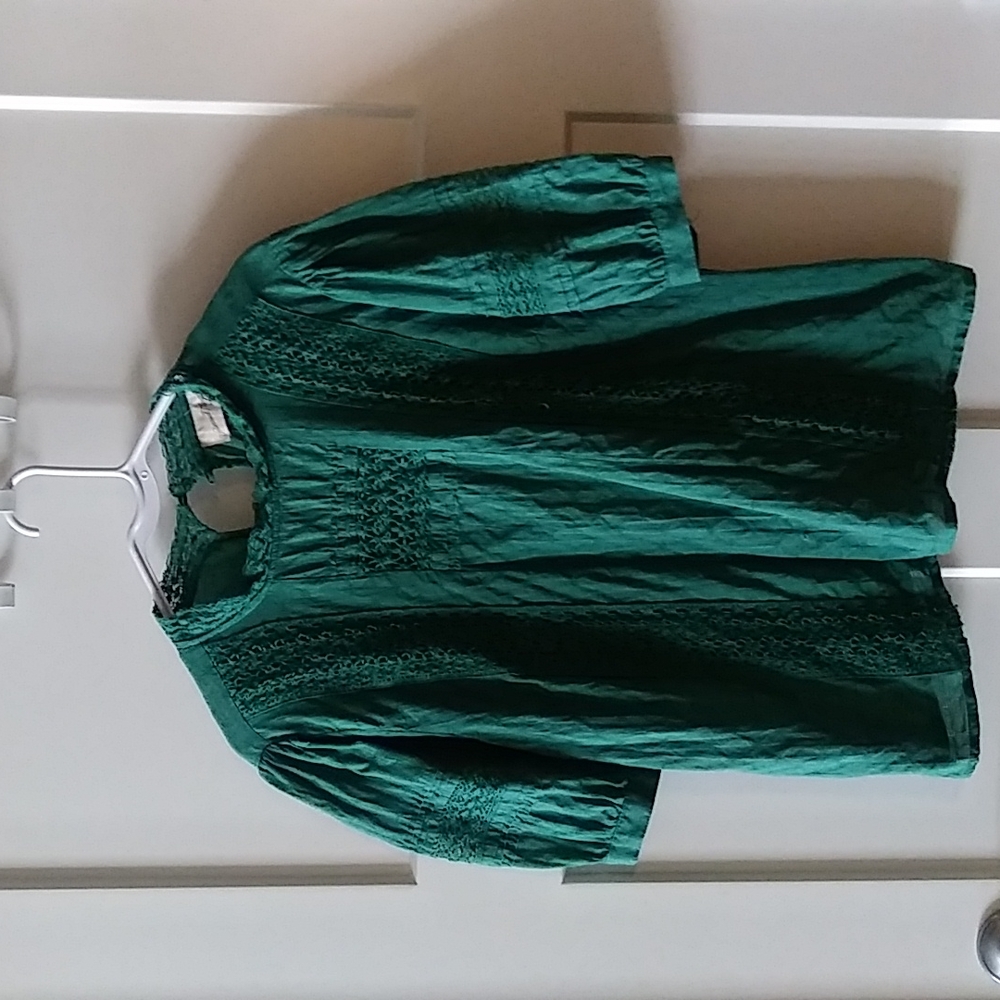 Lightweight top